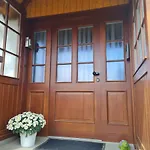 Ruhige Mit Balkon Und Terrasse Nahe Kassel