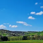 Ruhige Mit Balkon Und Terrasse Nahe Kassel *