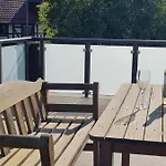 Apartment Ruhige Mit Balkon Und Terrasse Nahe Kassel Helsa