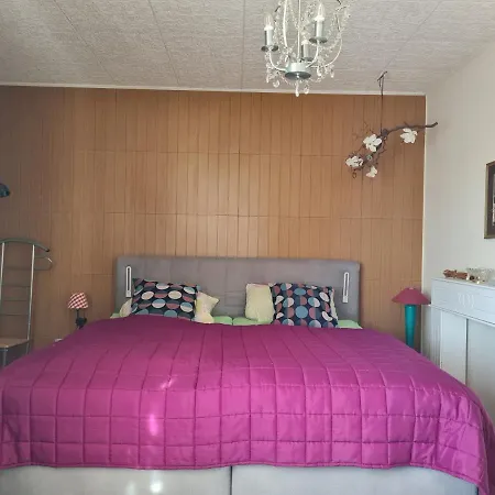 Schoene Mit Balkon Und Terrasse In Ruhiger Lage *