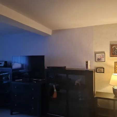 Schoenes Mit Balkon Und Terrasse In Ruhiger Lage Helsa