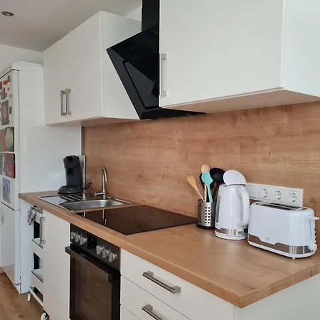 Schoenes Mit Balkon Und Terrasse In Ruhiger Lage Helsa