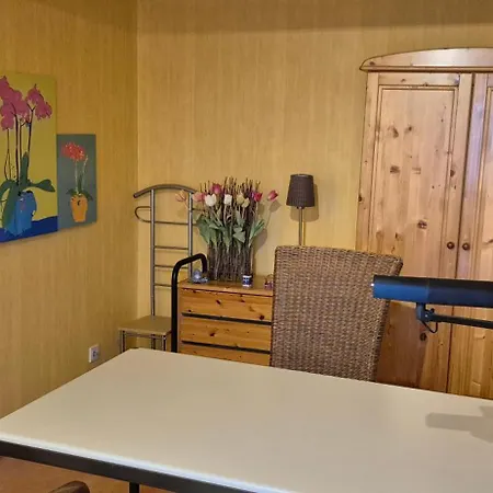 Schoenes Mit Balkon Und Terrasse In Ruhiger Lage Helsa