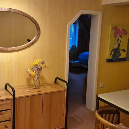 Ruhige Mit Balkon Und Terrasse Nahe Kassel Appartement