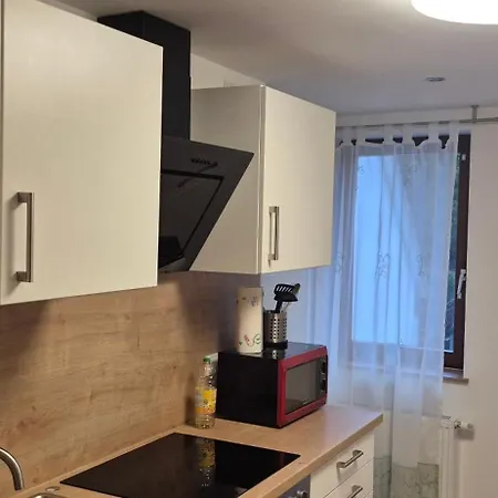 Apartment Ruhige Mit Balkon Und Terrasse Nahe Kassel *