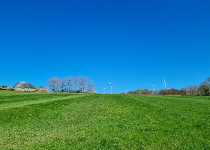 Schoene Mit Balkon Und Terrasse In Ruhiger Lage * Helsa