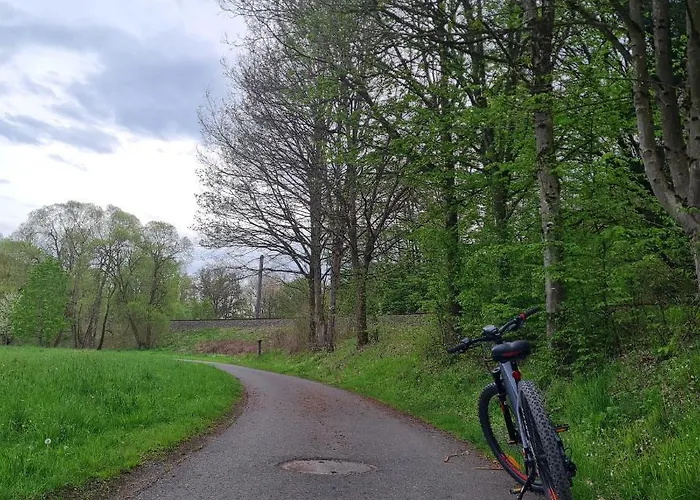Schoene Mit Balkon Und Terrasse In Ruhiger Lage Helsa