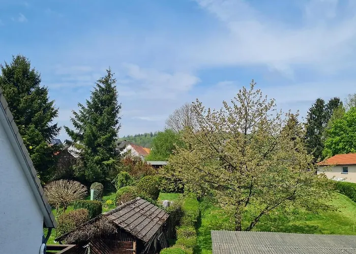 Schoene Mit Balkon Und Terrasse In Ruhiger Lage Appartamento Helsa