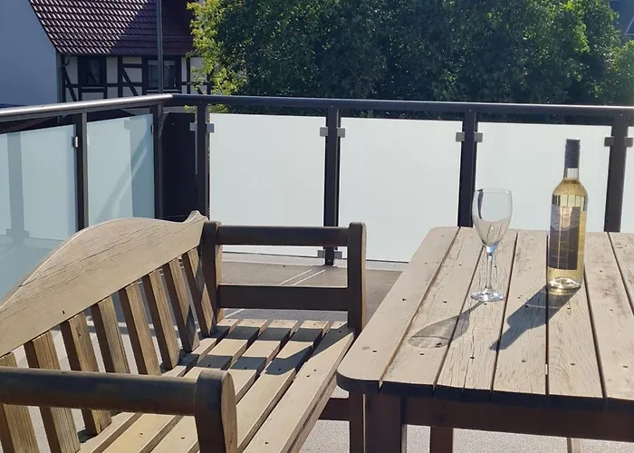 Appartamento Schoene Mit Balkon Und Terrasse In Ruhiger Lage Helsa