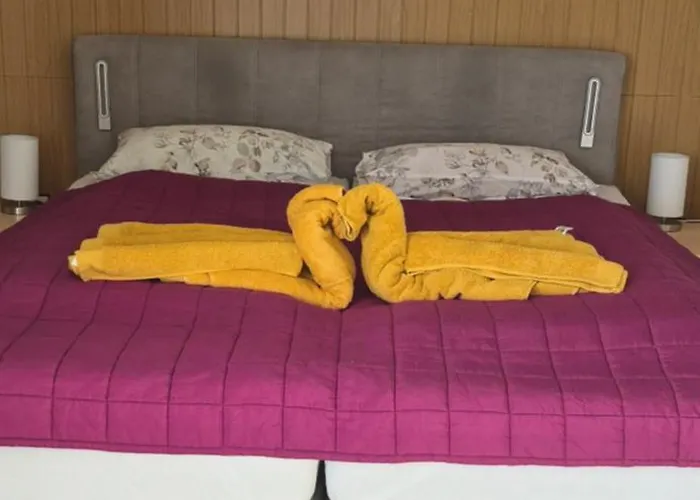 Appartamento Schoene Mit Balkon Und Terrasse In Ruhiger Lage *